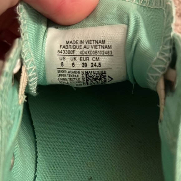 👟 Converse Low Tops Size 8 👟 - Picture 7 of 16